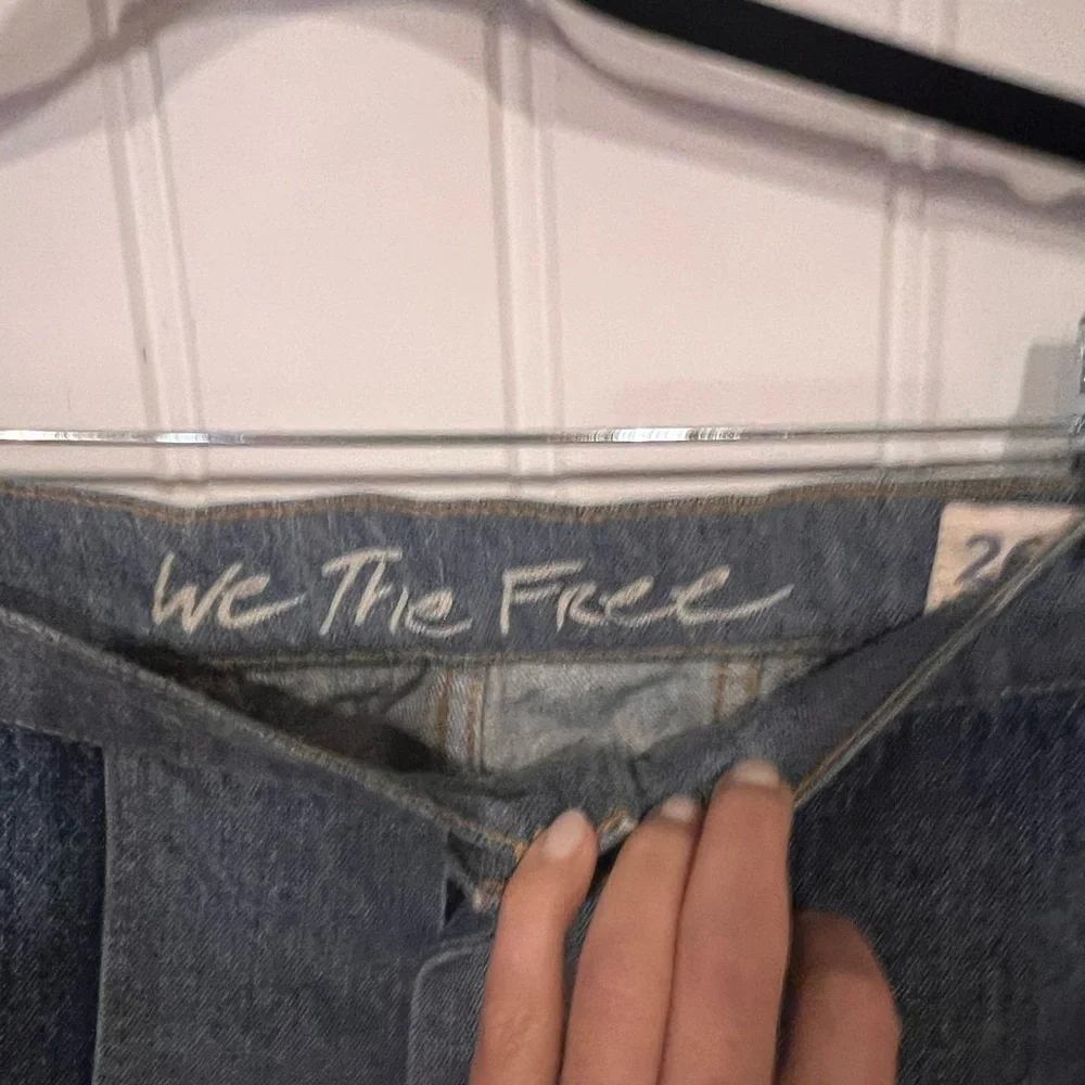 Free people We The Free Blue Flare Patchwork Jeans in the element size 26 - Picture 4 of 7